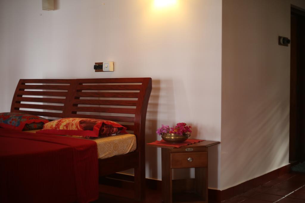 Chera Rocks Beach House Hotell Thottada Eksteriør bilde