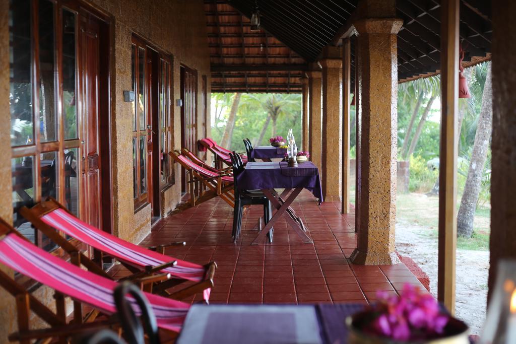 Chera Rocks Beach House Hotell Thottada Eksteriør bilde